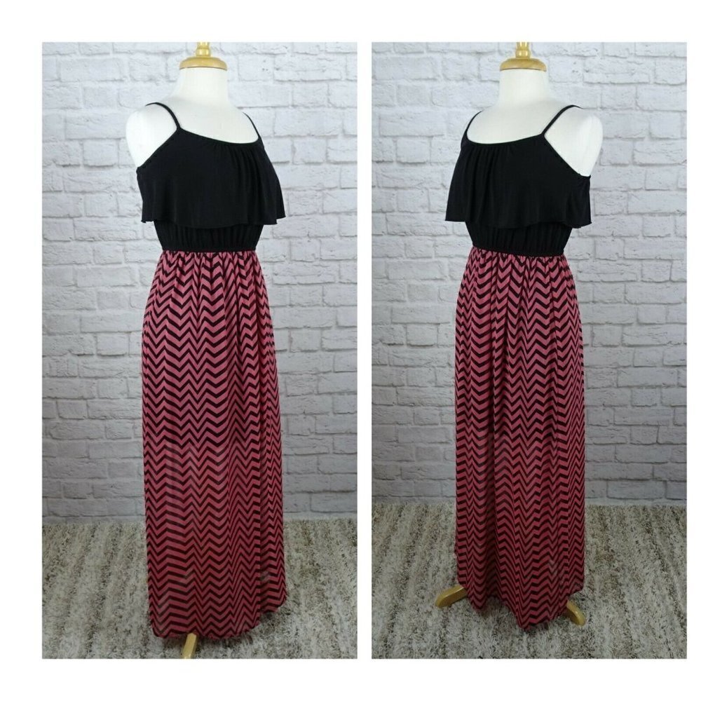 💰3/$25 Sweet Storm Maxi Strap Dress Empire Waist Black Pink Chevron Ruffle  S
